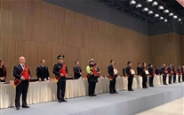 正定公司总司理张龙平被授予正定县“情形；は冉∥宜郊摇鄙称呼