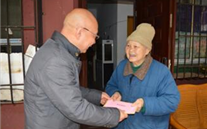 人大代表履职为民 走访慰问难题家庭