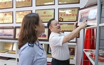 大渡口区税务局李晓鹏局长一行莅临88858cc永利官网集团总部调研